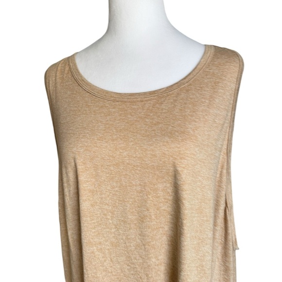 Fabletics Relaxed Tank Tops Size 4X - Picture 6 of 17